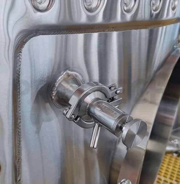 Jacketed Stainless Steel Wine Fermentation Tank with Temperature Control